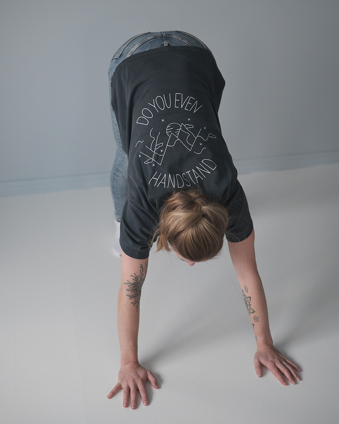 Casual DO YOU EVEN HANDSTAND Tee